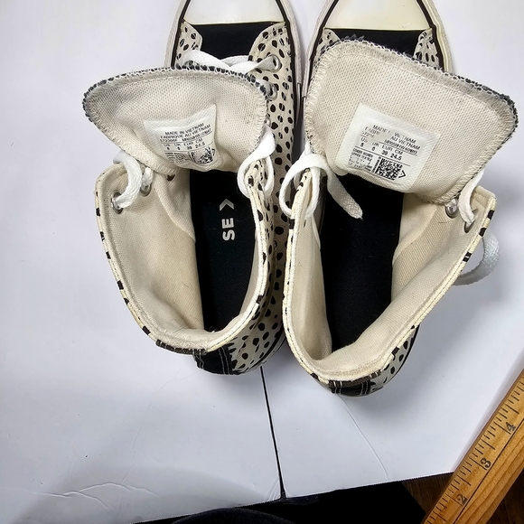 Polka Dot High-Top Athletic Shoes - Picture 3 of 10